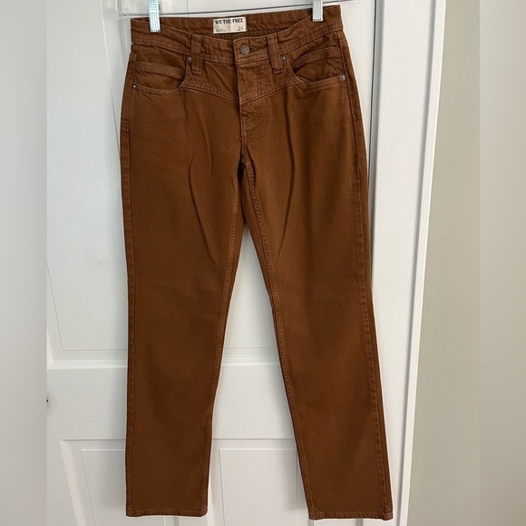 We The Free Shelby Low-Rise Boyfriend Jeans Relaxed Fit Size 24 Chocolate New - Picture 5 of 16